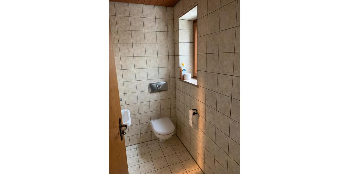 Erdgeschoßwohnung Luhe-Wildenau Wildenau - 4 Zimmer, 90 m&sup2;, 650&euro; | Angebot:26136132