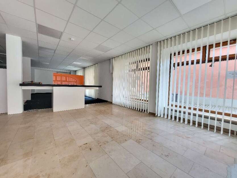 Büro in Wörth an der Donau 1.500 € 232 m²
