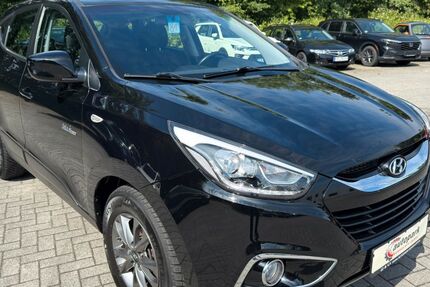 Hyundai ix35 132.000 km 9.900 &euro; Varel 26316