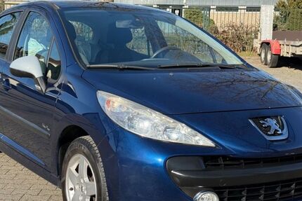 Peugeot 207 193.000 km 2.490 &euro; Rüsselsheim 65428