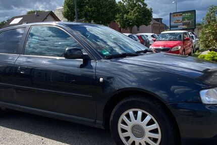 Audi A3 190.000 km 1.299 &euro; Düren 52353
