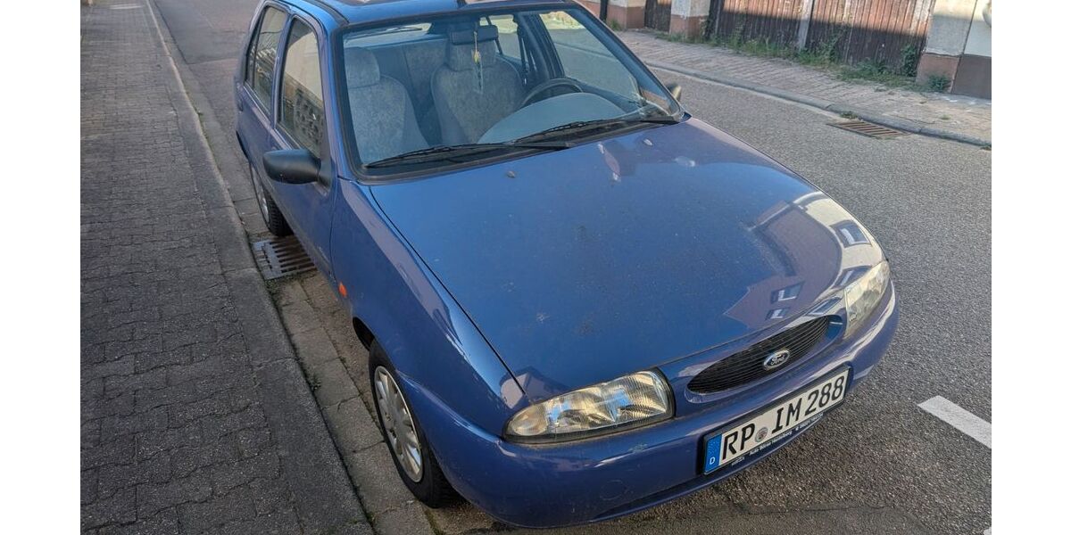 Ford Fiesta 61.000 km 2.200 &euro; Römerberg 67354