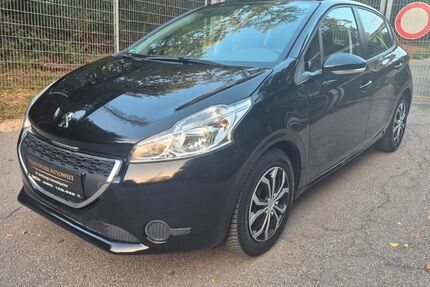 Peugeot 208 118.300 km 3.890 &euro; Berglen 73663