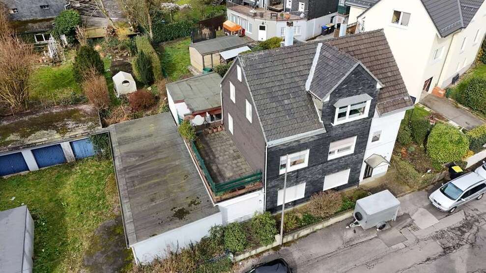 Haus zum Kaufen in Remscheid 319.000 € 220 m²