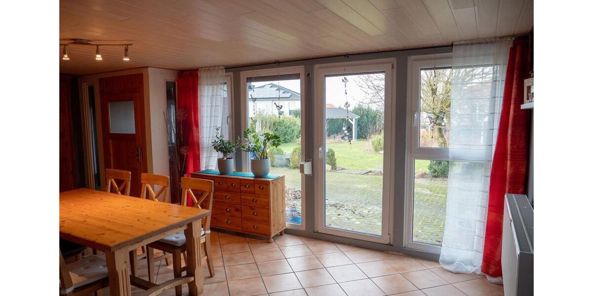Doppelhaushälfte Wolsdorf - 7 Zimmer, 170 m&sup2;, 235.000&euro; | Angebot:26429528