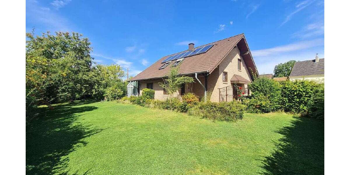 Haus zum Kaufen in Bad Münstereifel-Arloff 370.000 € 130 m² 3 zimmer