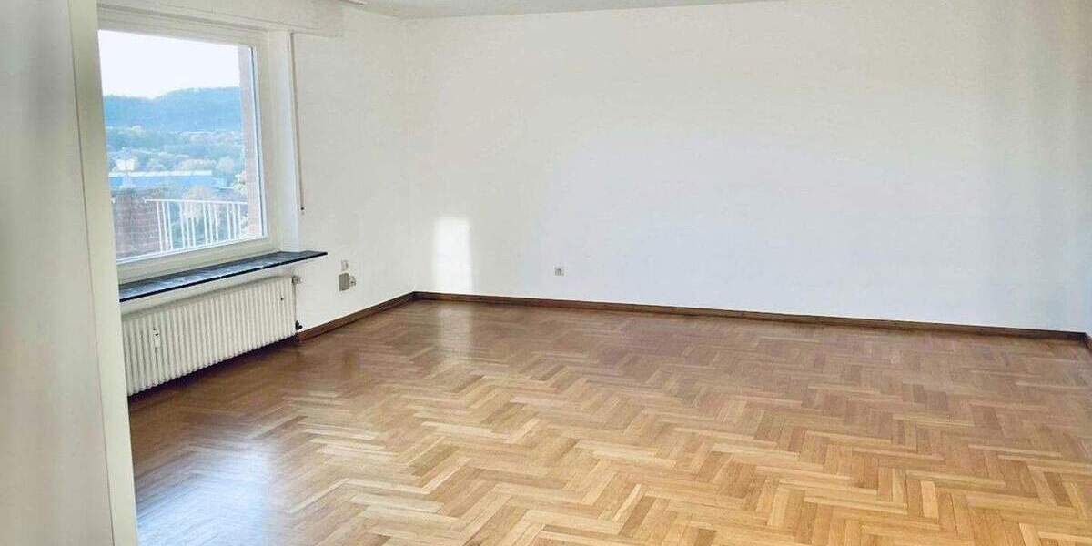 Etagenwohnung Alfeld - 3 Zimmer, 122 m&sup2;, 775&euro; | Angebot:25598911