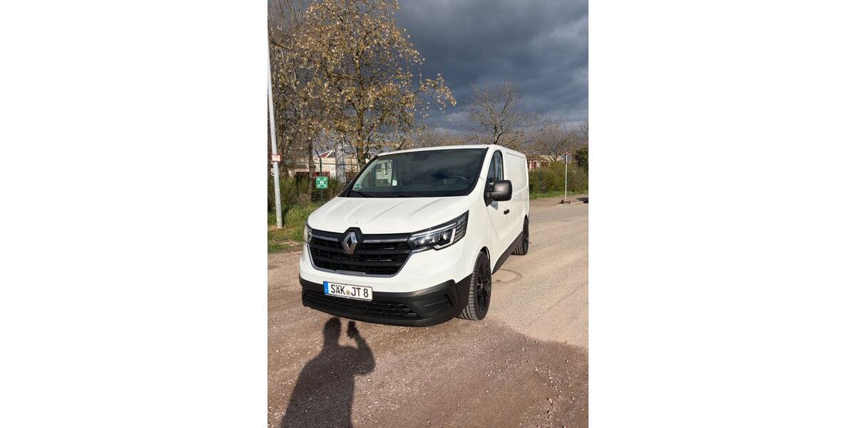 Renault Trafic 33.200 km 27.000 &euro; Murg 79730