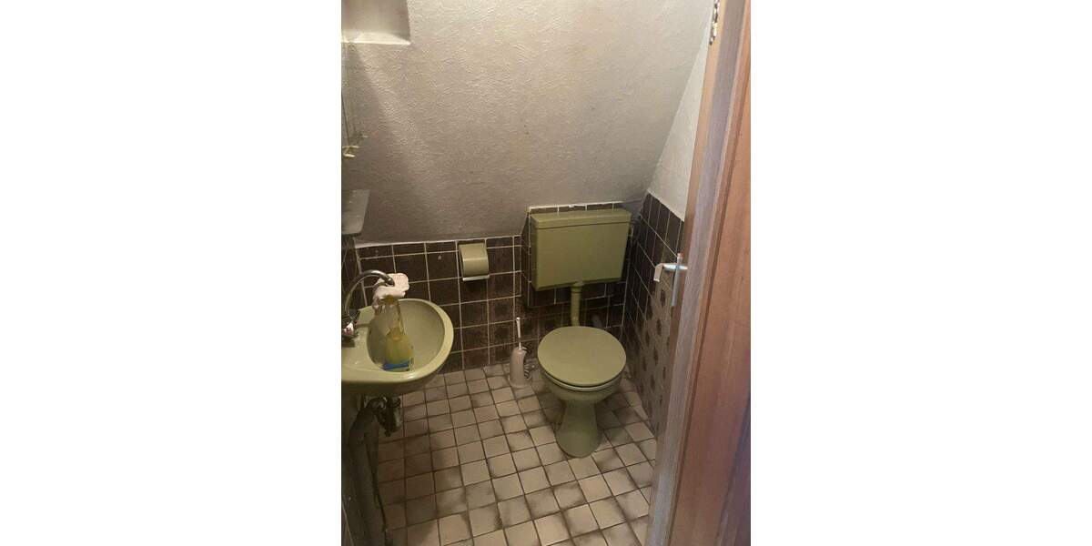 Doppelhaushälfte Frankfurt Harheim - 7 Zimmer, 170 m&sup2;, 690.000&euro; | Angebot:25369650