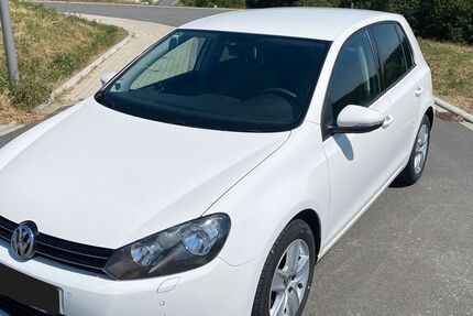 VW Golf 155.000 km 6.599 &euro; Birken-Honigsessen 57587