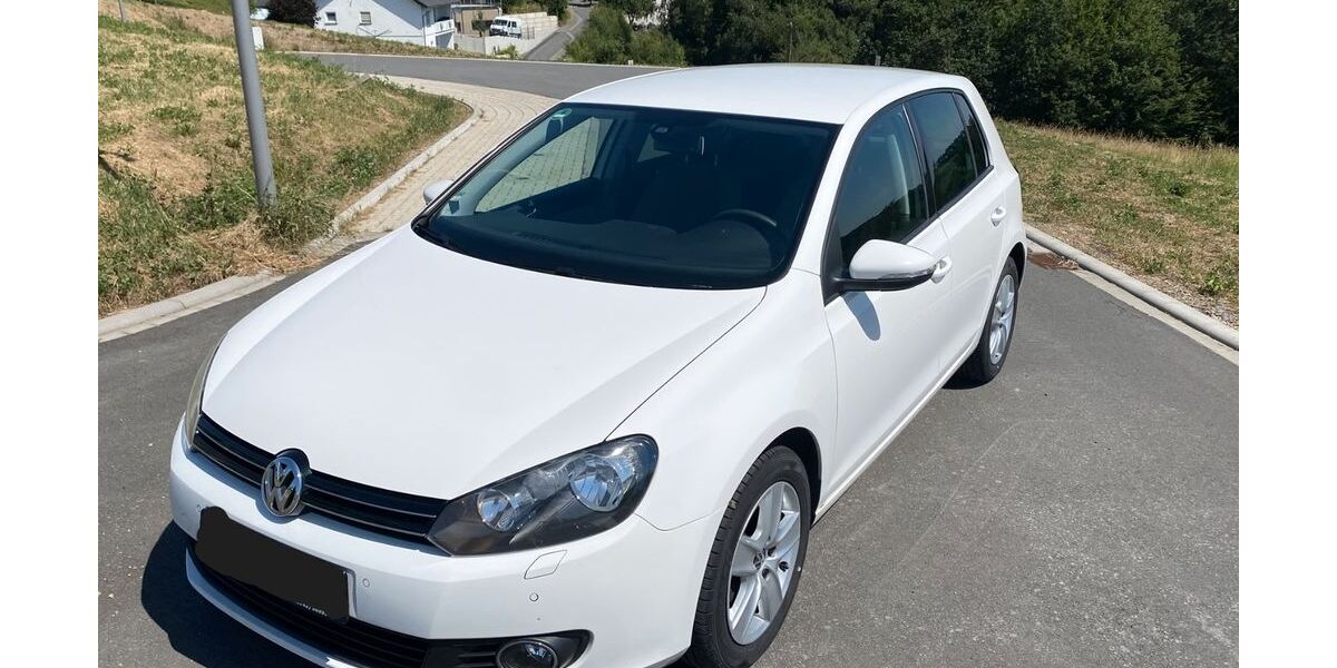VW Golf 155.000 km 6.599 &euro; Birken-Honigsessen 57587