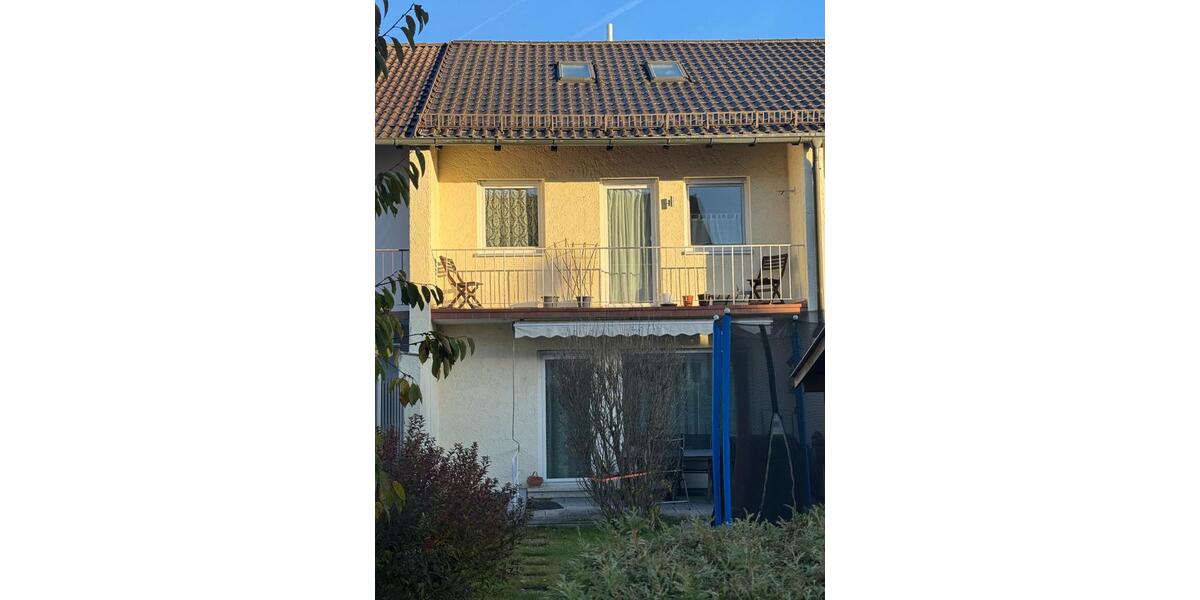 Reihenhaus Neusäß - 5 Zimmer, 122 m&sup2;, 520.000&euro; | Angebot:24379955