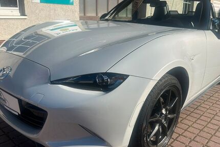 Mazda MX-5 81.000 km 15.700 &euro; Berlin 13059