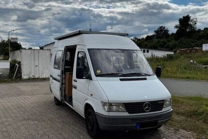 Mercedes-Benz Sprinter 195.900 km 6.800 &euro; Bonn 53111