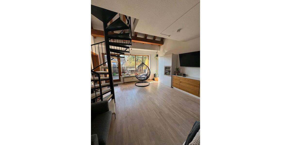 Maisonettenwohnung Zirndorf - 3 Zimmer, 94 m&sup2;, 1.200&euro; | Angebot:25405490