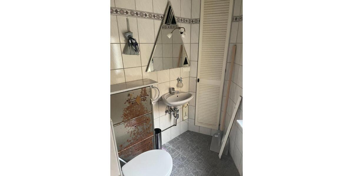 Reihenhaus Urbar - 5 Zimmer, 97 m&sup2;, 1.000&euro; | Angebot:25056650