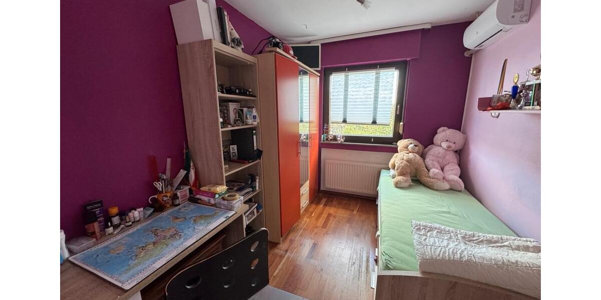 Einfamilienhaus Willich - 5 Zimmer, 4 m&sup2;, 2.800&euro; | Angebot:26645782