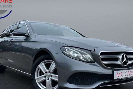 Mercedes-Benz E 220 180.000 km 16.990 &euro; Quickborn 25451