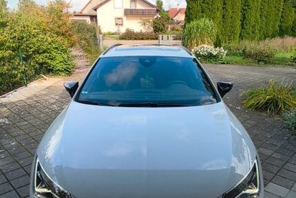 Seat Leon 66.550 km 26.300 € Kirchdorf an der Iller 88457