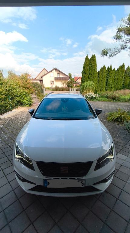Seat Leon 66.550 km 26.300 € Kirchdorf an der Iller 88457