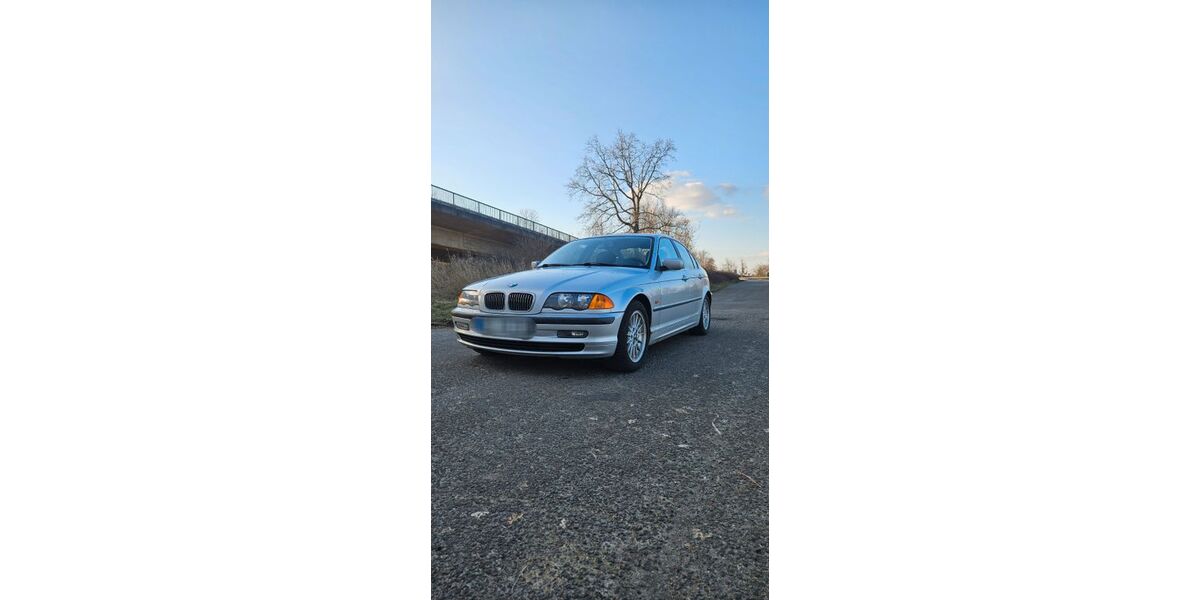 BMW 320 290.000 km 990 &euro; Landscheide 25572