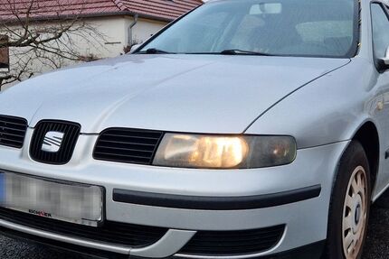 Seat Leon 145.597 km 800 &euro; Wittenberge 19322