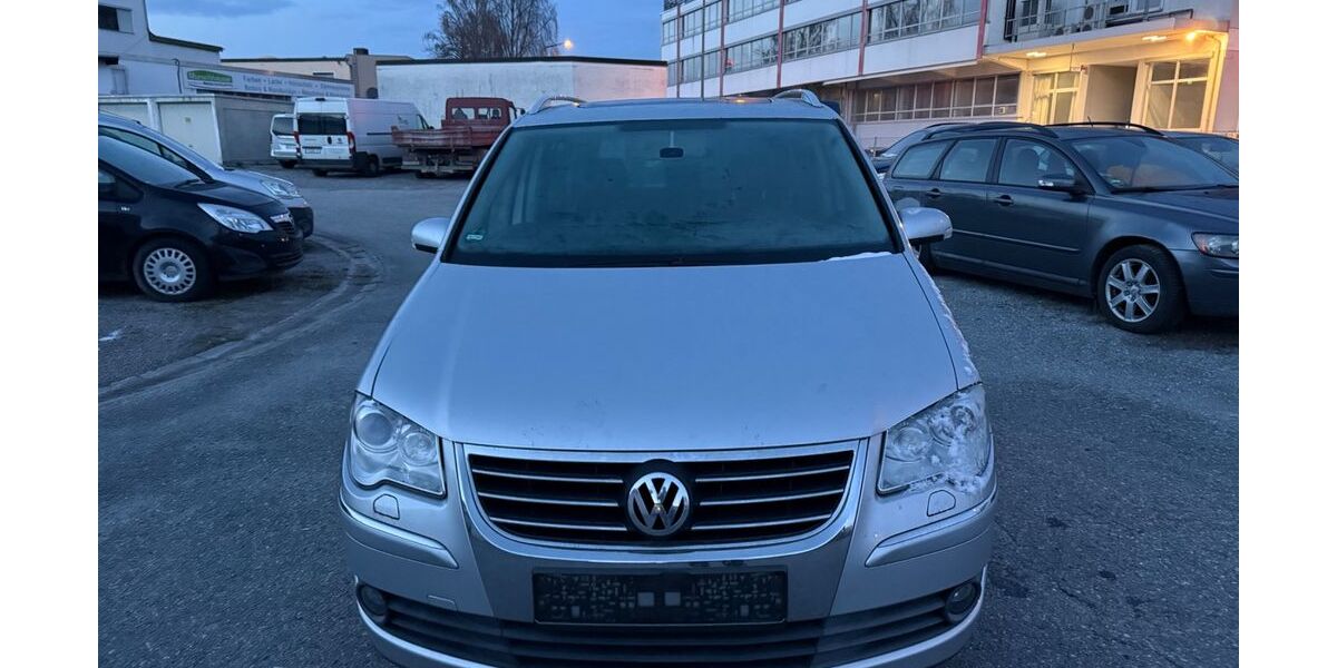 VW Touran 231.000 km 1.450 &euro; Rosenheim 83022