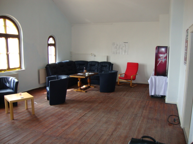 ehemaliges Pionierhaus - Sanierungsobjekt - - Mehrfamilienhaus, Wohnhaus Gera Pforten | Angebot:27083172