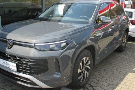 VW Tayron 1.510 km 46.990 € Oyten 28876
