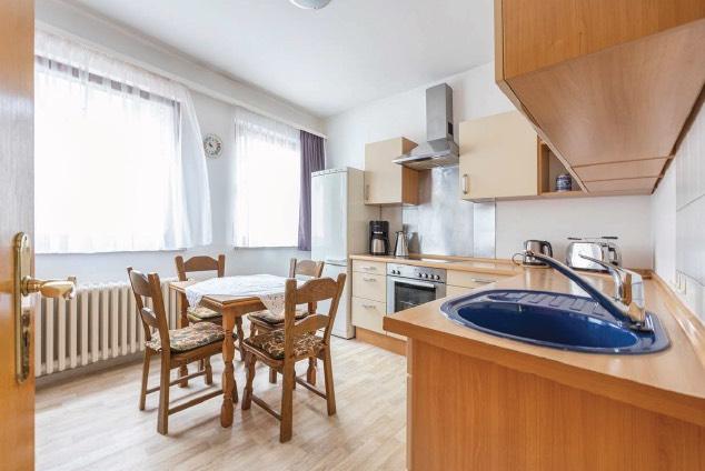 Bistro und 3-Zimmerwohnung im Herzen von Bad Hoenningen 3 zimmer