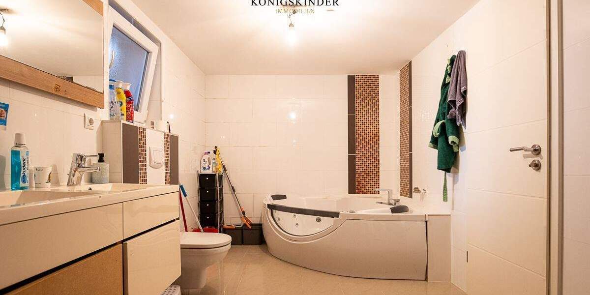 Mehrfamilienhaus, Wohnhaus Augsburg Lechhausen - 9 Zimmer, 217 m&sup2;, 1.148.000&euro; | Angebot:25732898