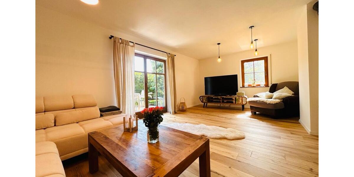 XXL Wohnhaus mit ELW - ca 240qm - Neuötting 8 zimmer