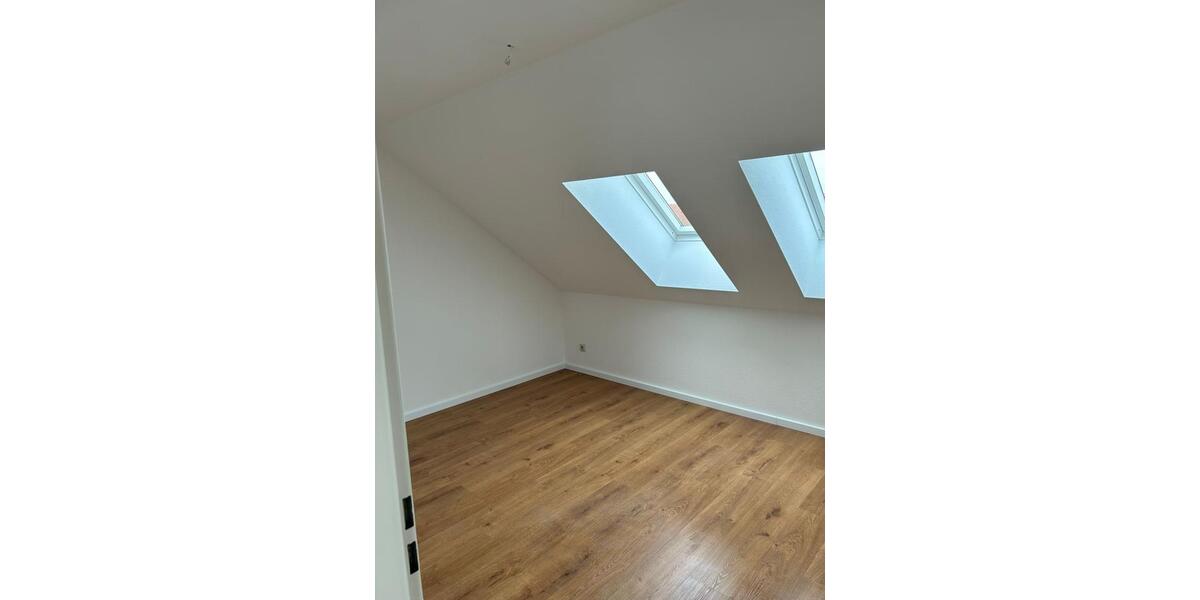 Dachgeschoßwohnung Kamenz - 2 Zimmer, 46 m&sup2;, 285&euro; | Angebot:26198925