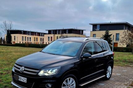 VW Tiguan 43.900 km 11.900 &euro; Berlin 10315