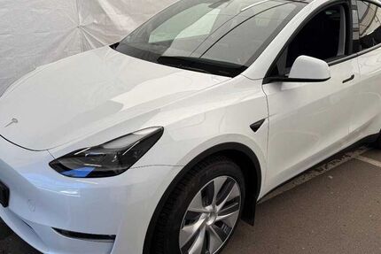 Tesla Model Y 41.000 km 34.300 &euro; Kirchberg/Untermitterdorf 94259