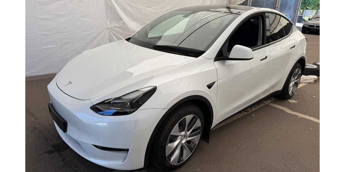 Tesla Model Y 41.000 km 34.300 &euro; Kirchberg/Untermitterdorf 94259