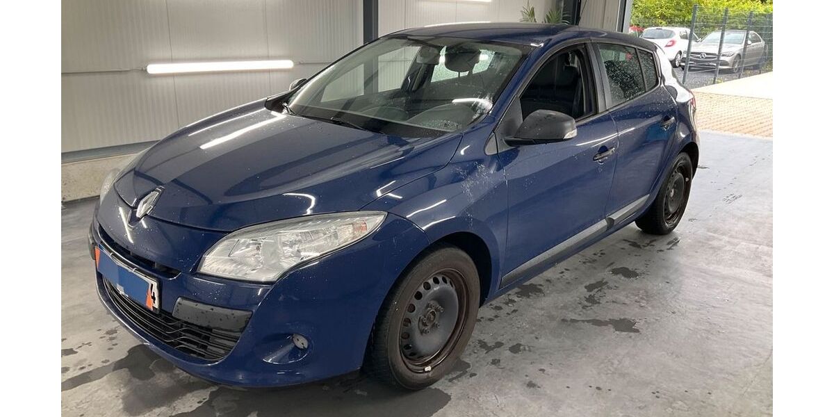 Renault Megane 118.000 km 3.490 &euro; Frankfurt am Main 65933