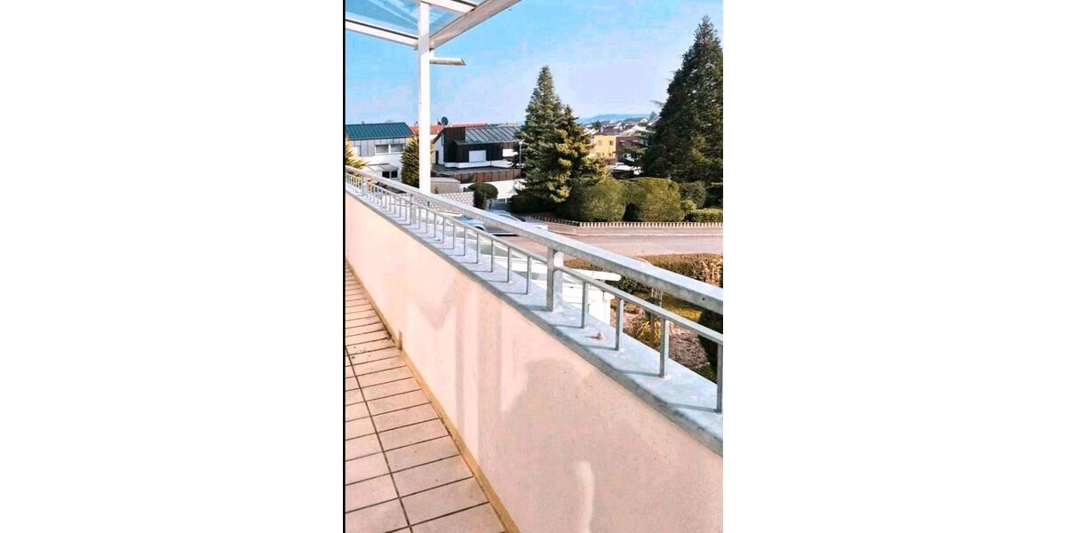 Etagenwohnung Heilbronn - 4 Zimmer, 124 m&sup2;, 1.290&euro; | Angebot:26042458