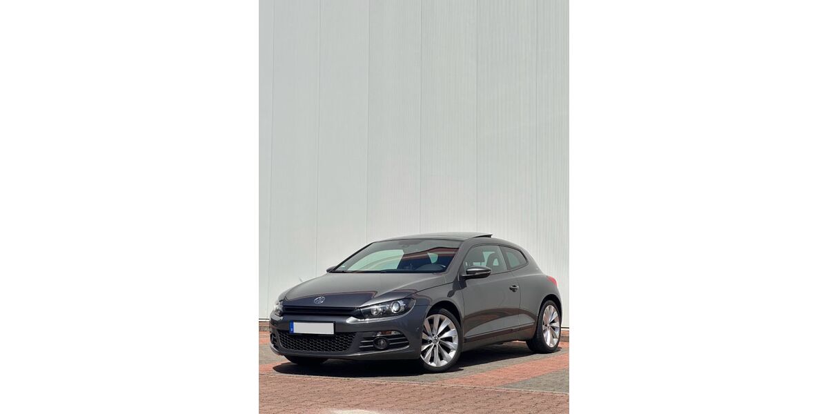 VW Scirocco 143.500 km 9.990 &euro; Hamm 59071