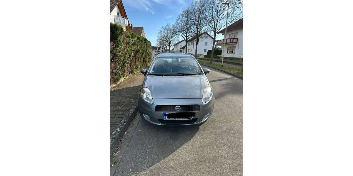 Fiat Grande Punto 138.000 km 2.699 &euro; Offenburg 77656