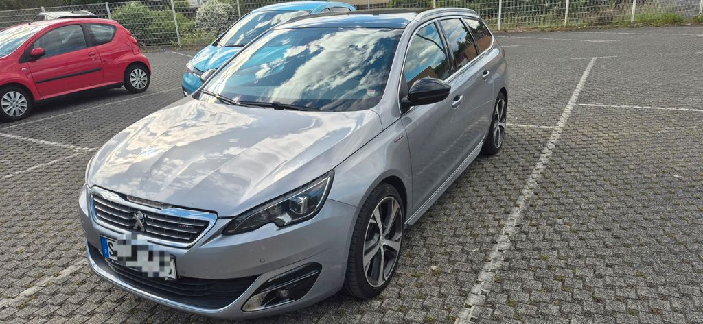 Peugeot 308 136.000 km 7.500 &euro; Kreuztal 57223