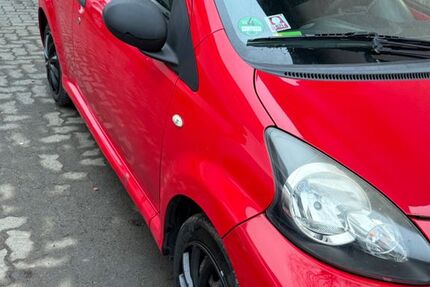 Toyota Aygo (X) 147.553 km 1.700 &euro; Scheuerfeld 57584