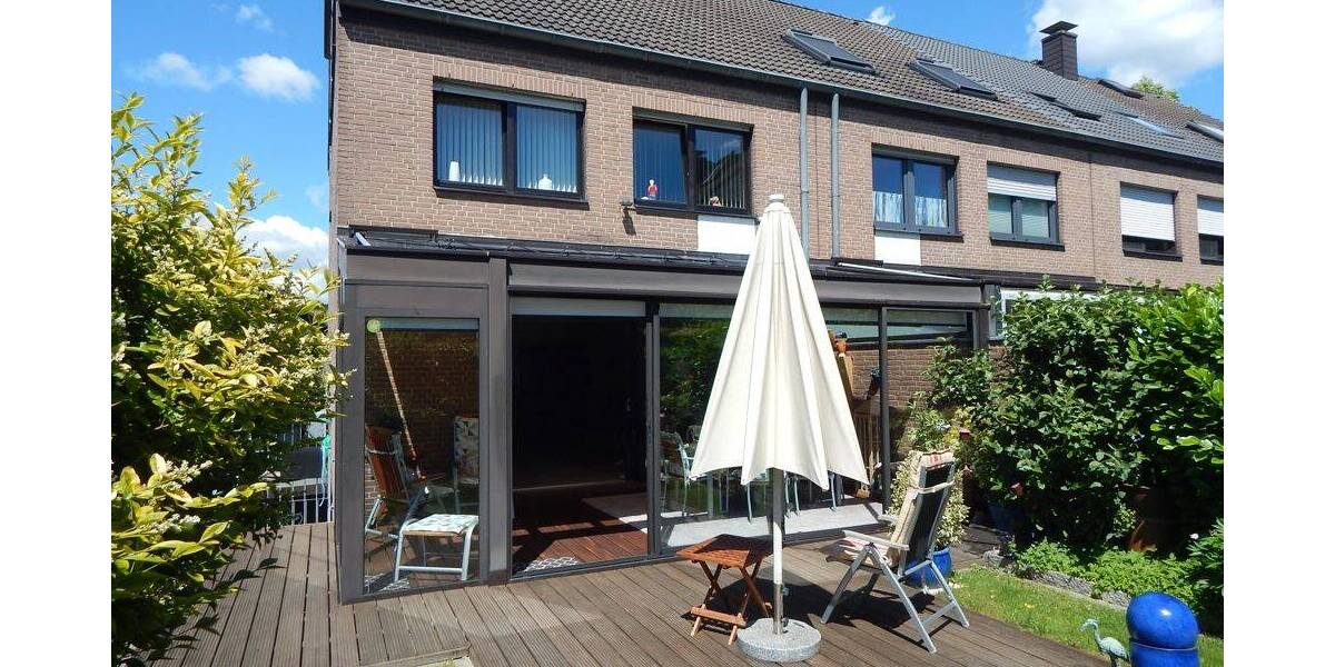 Reihenmittelhaus Düsseldorf Hellerhof - 6 Zimmer, 157 m&sup2;, 599.000&euro; | Angebot:26843922