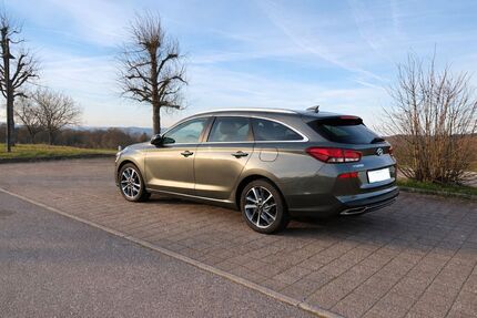 Hyundai i30 35.100 km 20.950 &euro; Görwihl 79733