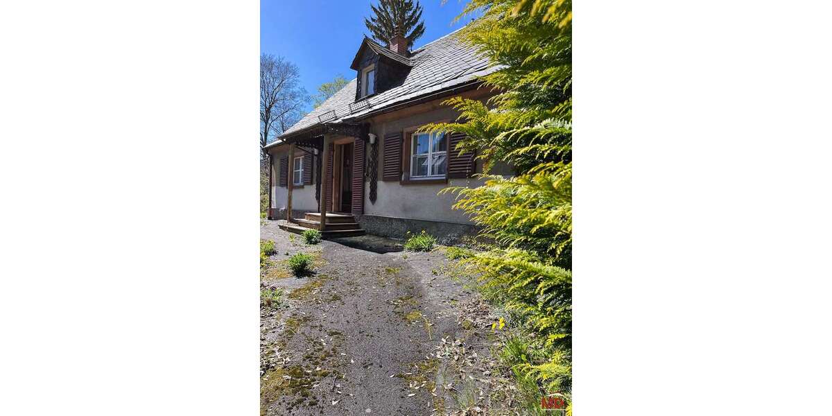 Einfamilienhaus Aue-Bad Schlema Bad Schlema - 4 Zimmer, 100 m&sup2;, 45.000&euro; | Angebot:26401619