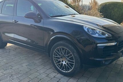 Porsche Cayenne 87.500 km 41.500 &euro; Siegburg 53721