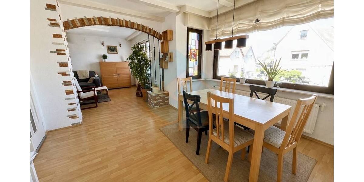 Doppelhaushälfte Butzbach - 7 Zimmer, 140 m&sup2;, 429.000&euro; | Angebot:26433959