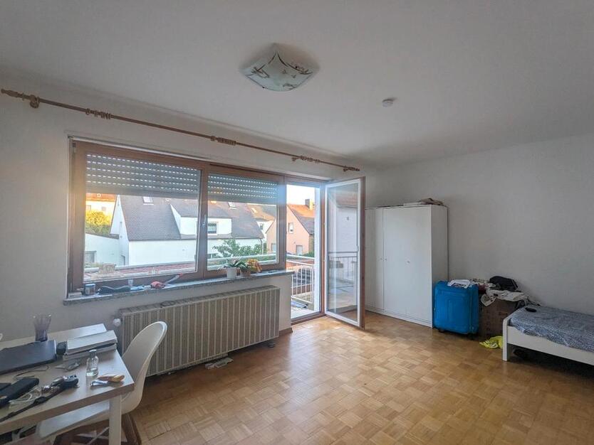 (Kurz- oder Langzeitmiete) Voll möbliertes Zimmer mit Balkon in 3