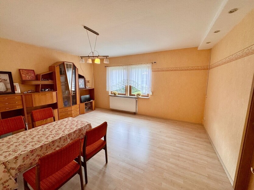 HORN IMMOBILIEN ++ Einfamilienhaus mit großem Grundstück 5 zimmer