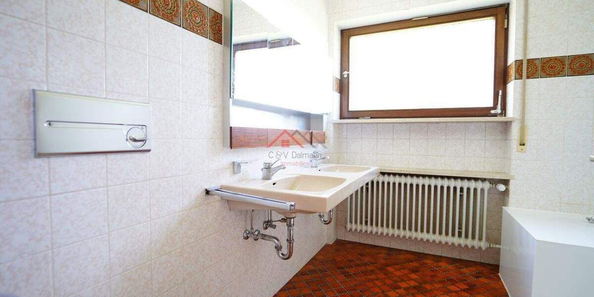 Bungalow Tuttlingen - 9 Zimmer, 206 m&sup2;, 520.000&euro; | Angebot:25733265